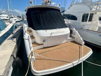 39' Princess 2016 Yacht For Sale